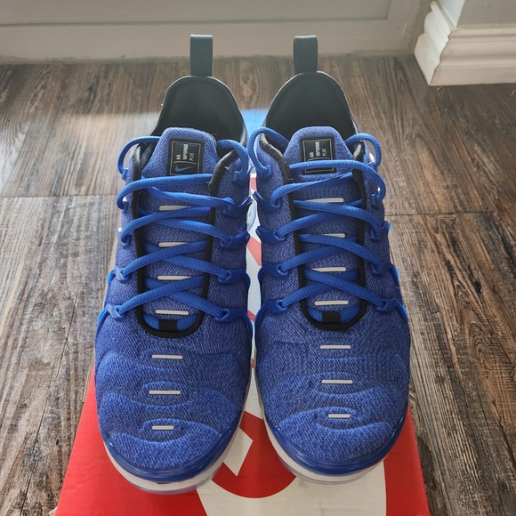 Nike Blue VaporMax Plus Sneakers 7 Men/ 8.5 Women - Picture 5 of 9